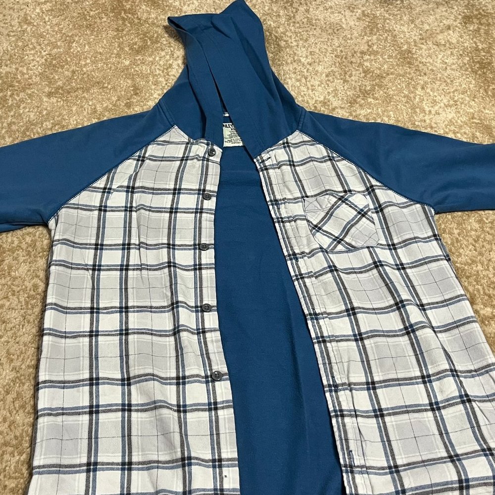 Boys XL Blue Long Sleeve Button-up Hoodie with white on the front